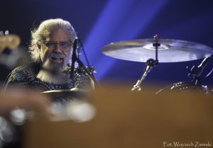 31.Michael-Leasure-z-zespolu-Waltera-Trouta